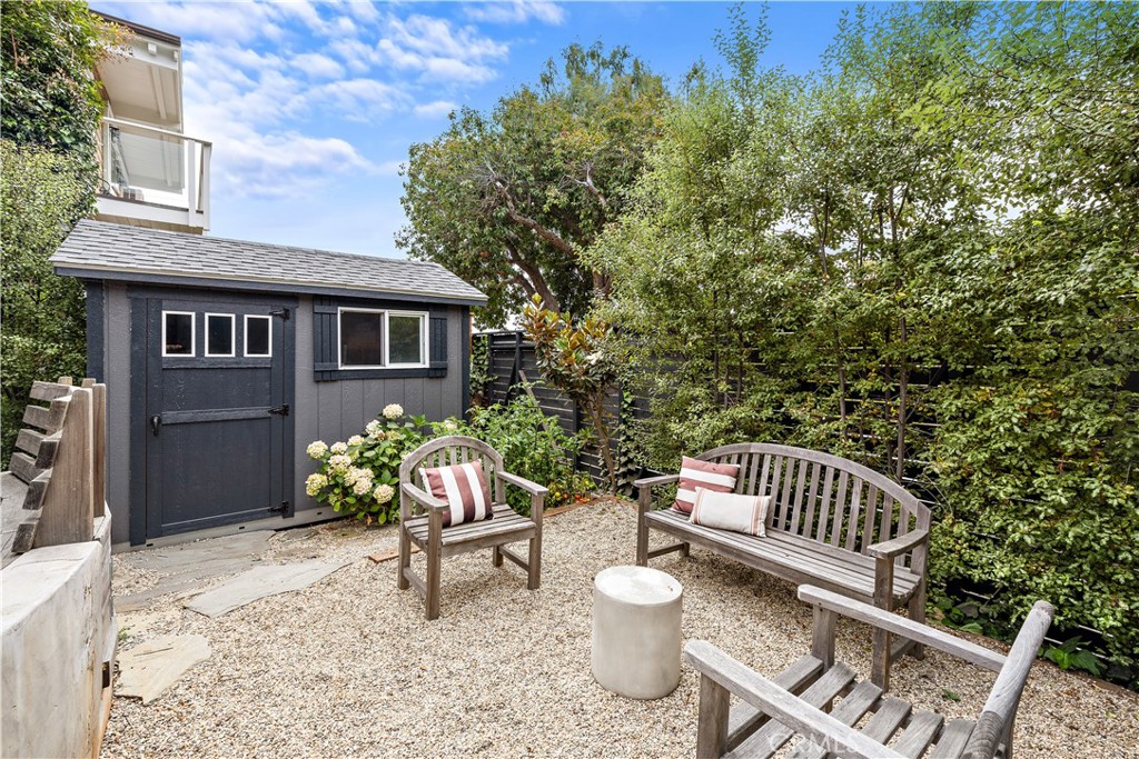 592 Bluebird Canyon Drive