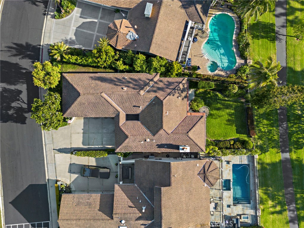 32171 E Nine Drive