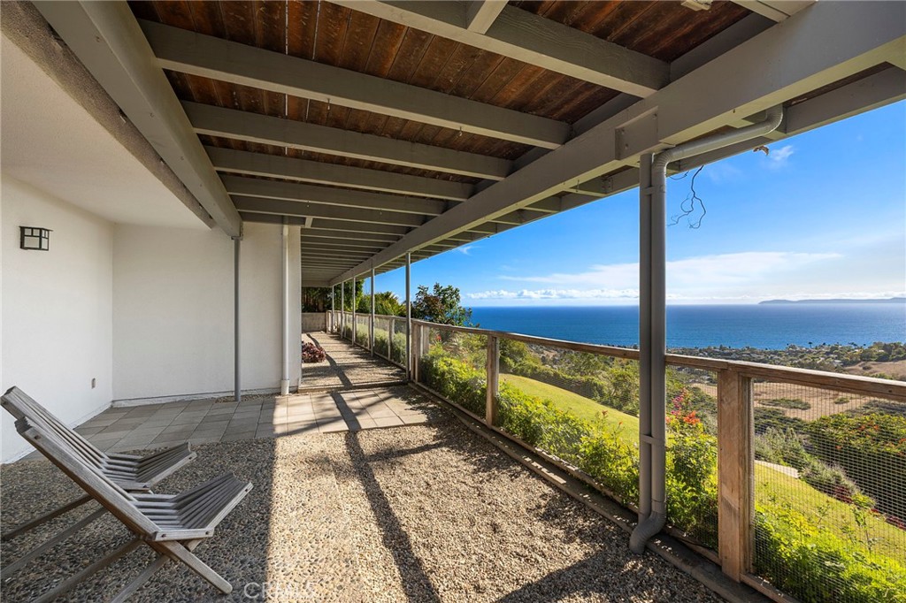 2855 Zell Drive