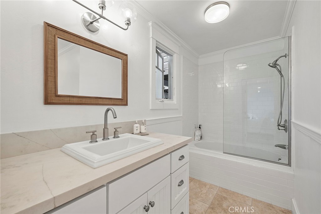 2855 Zell Drive
