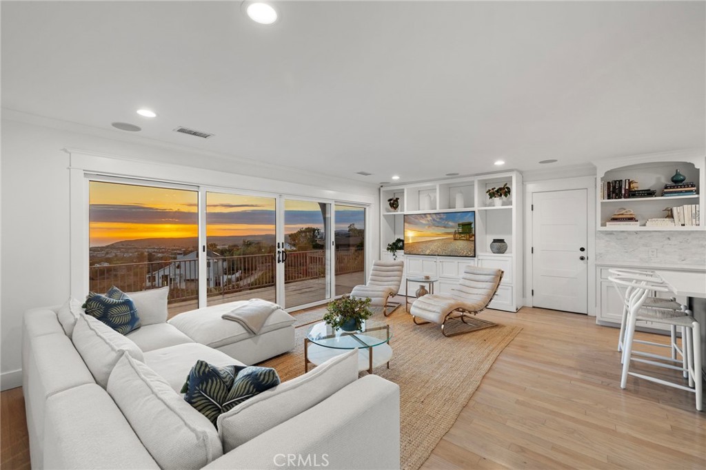 2855 Zell Drive