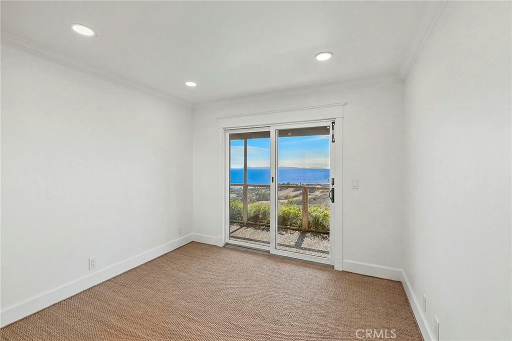 2855 Zell Drive