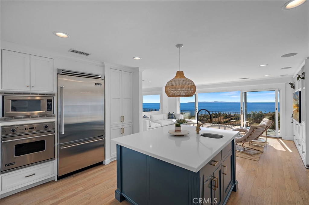 2855 Zell Drive