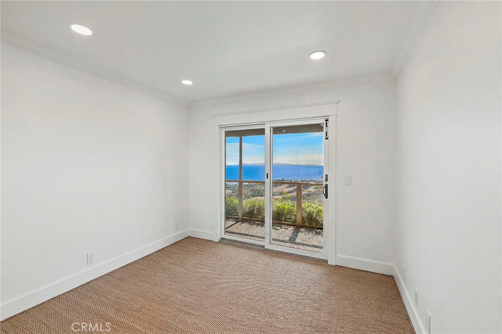 2855 Zell Drive