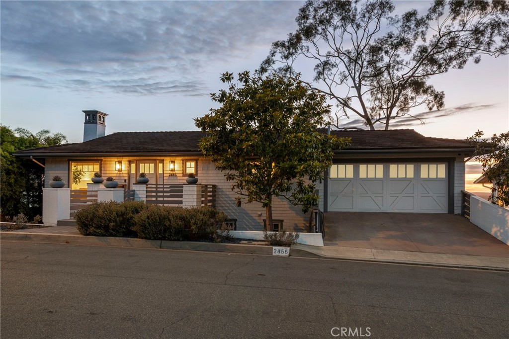 2855 Zell Drive