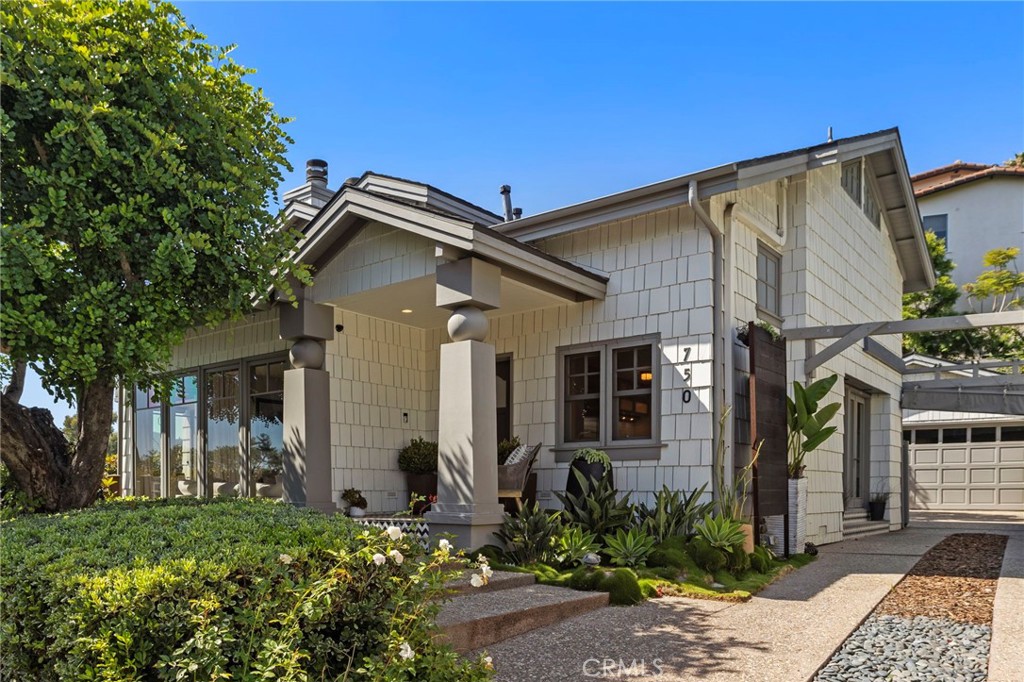 750 Griffith Way