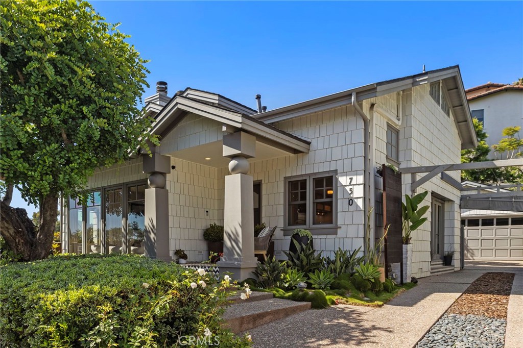 750 Griffith Way