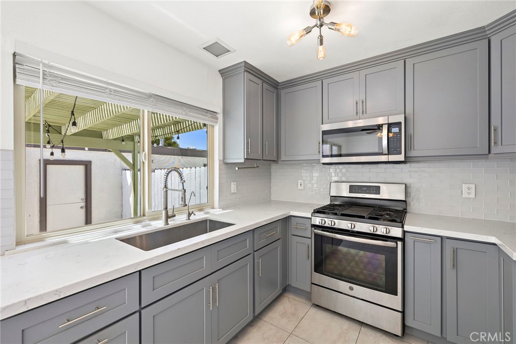 13148 Ferndale
