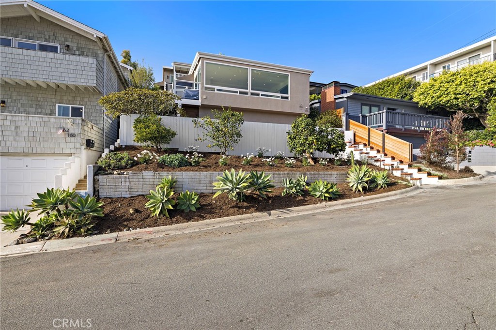166 Fairview