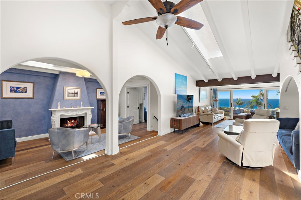 1953 S Coast Highway