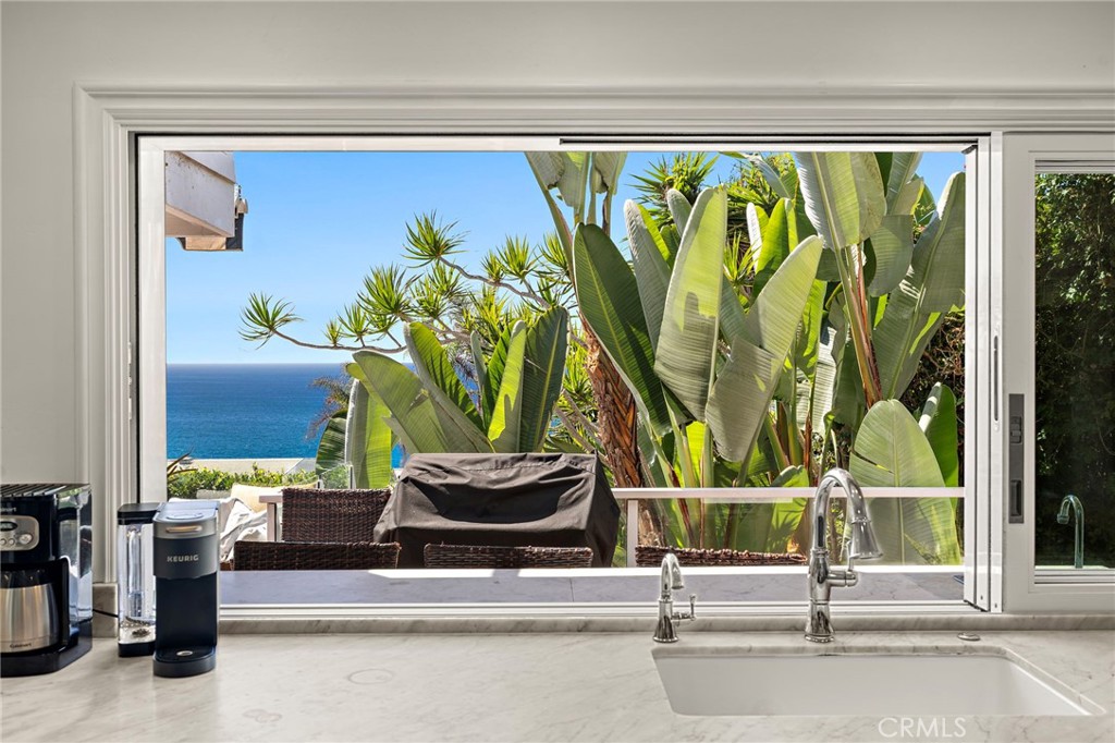 1953 S Coast Highway