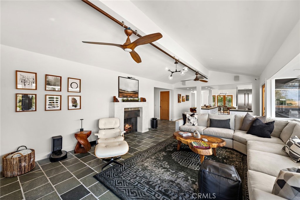 3085 Nestall Road