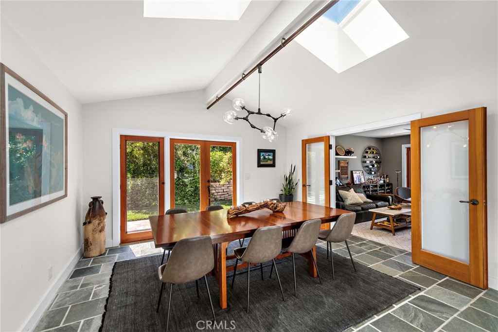 3085 Nestall Road