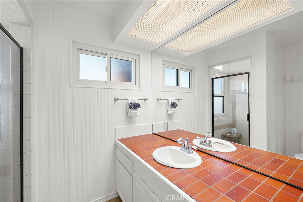 2880 Wards Terrace