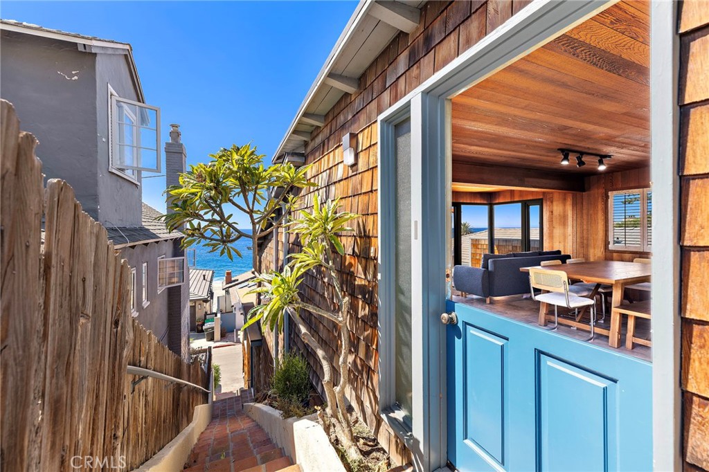 2880 Wards Terrace