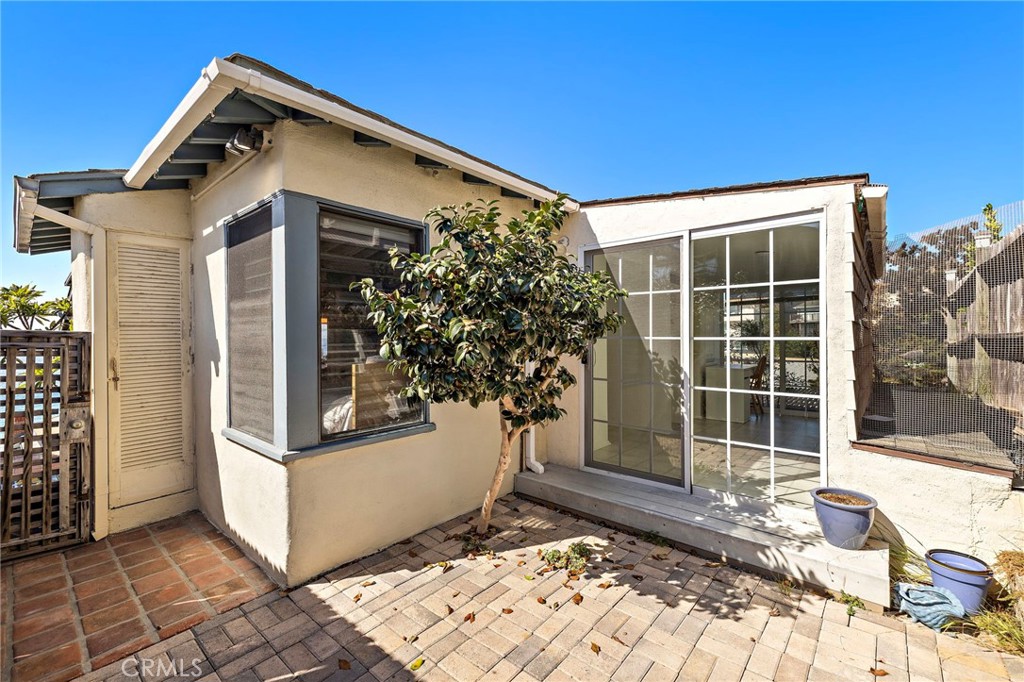 2880 Wards Terrace