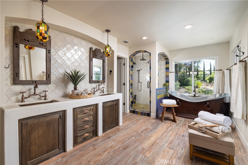 27731 Horseshoe Bend