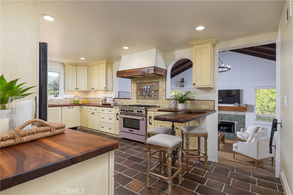 27731 Horseshoe Bend