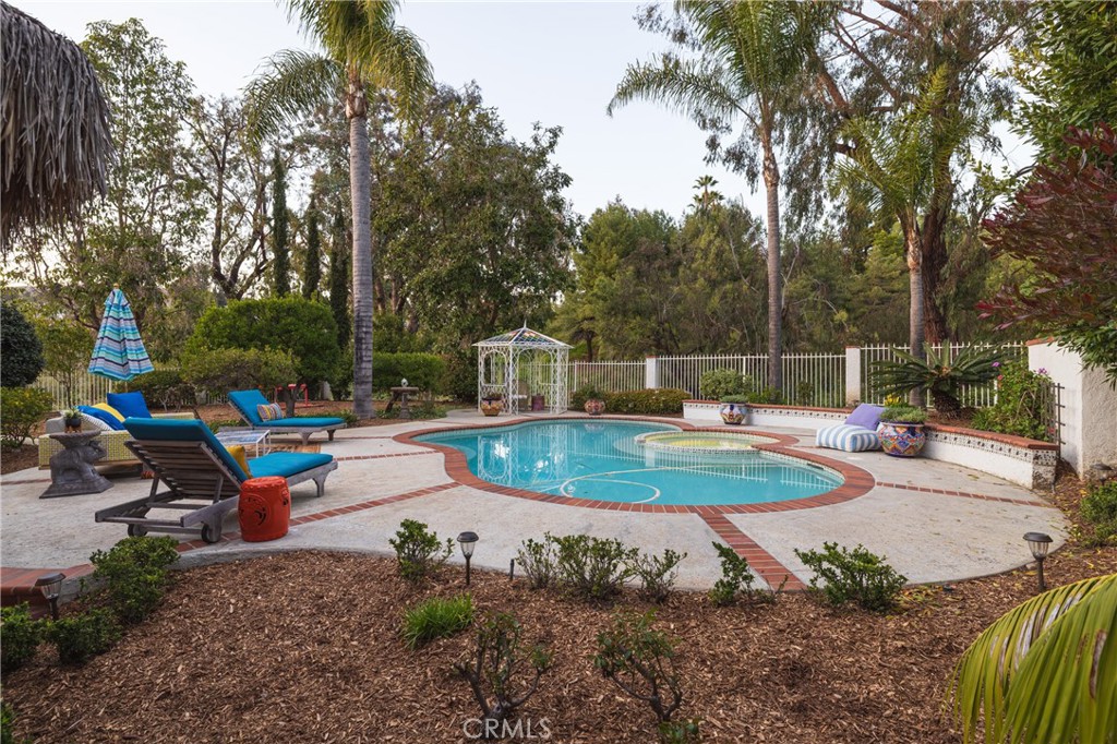 27731 Horseshoe Bend