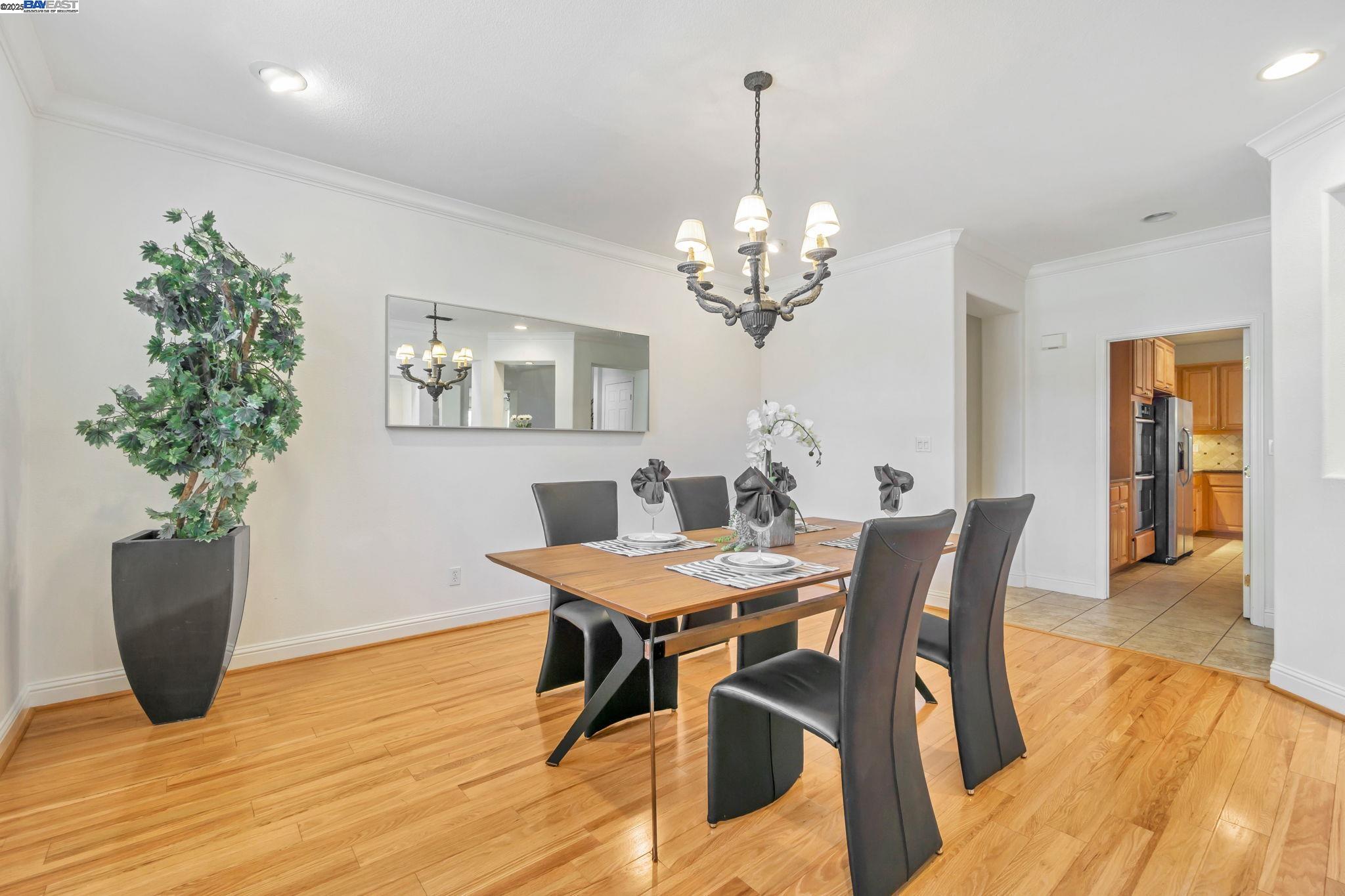 135 Cara Ct