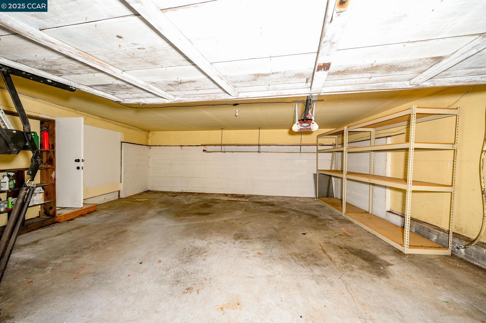 131 Moraga Way