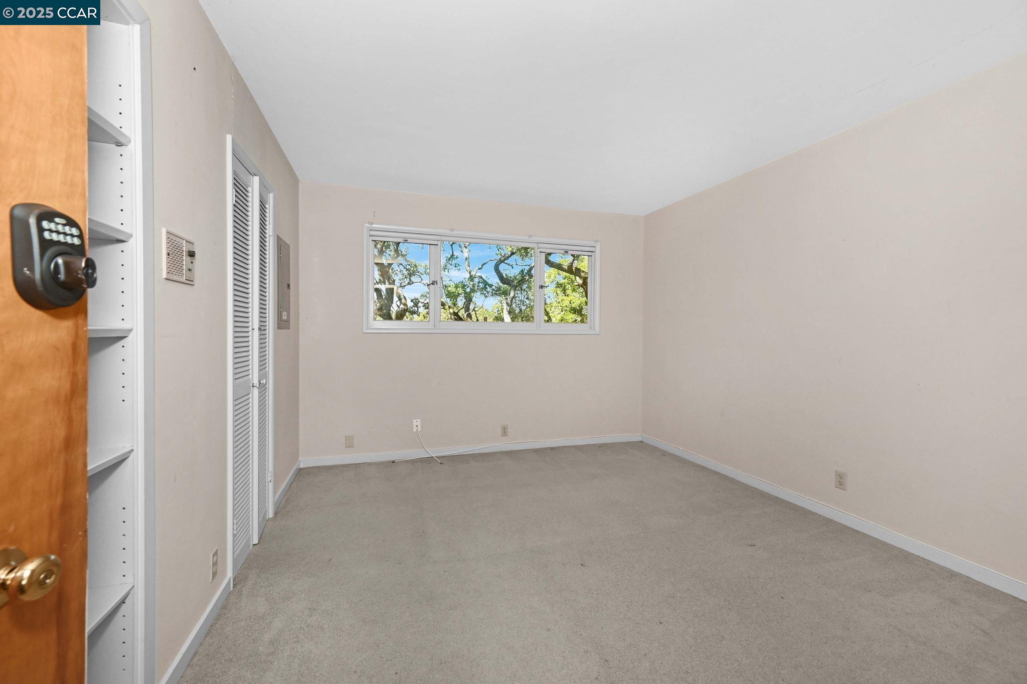 131 Moraga Way