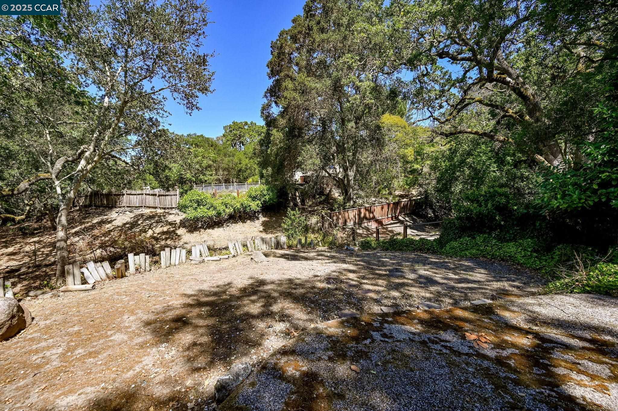 131 Moraga Way