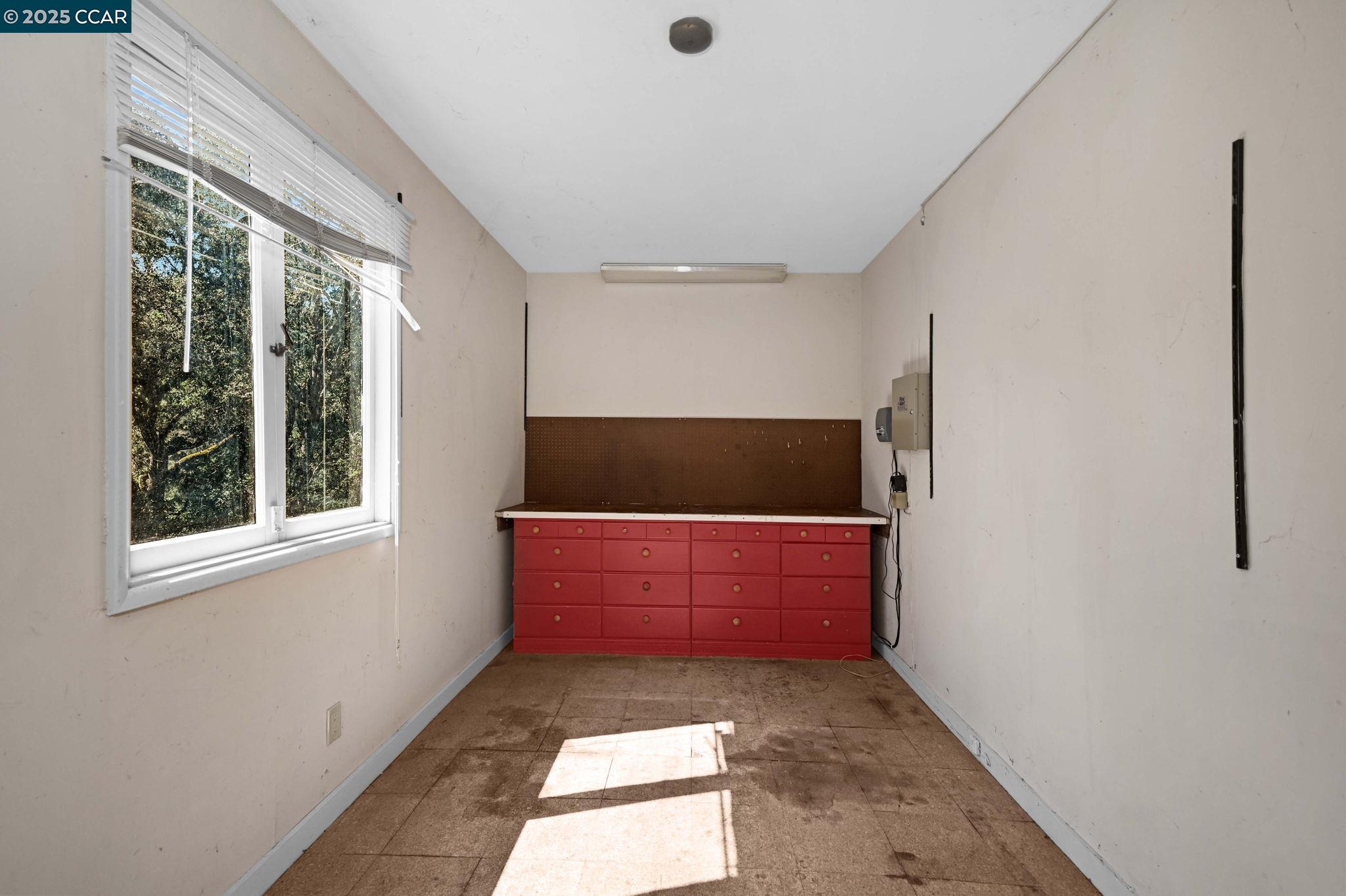 131 Moraga Way