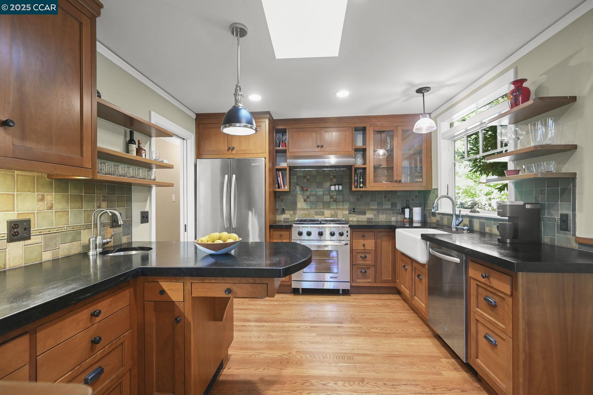 309 Sunset Rd