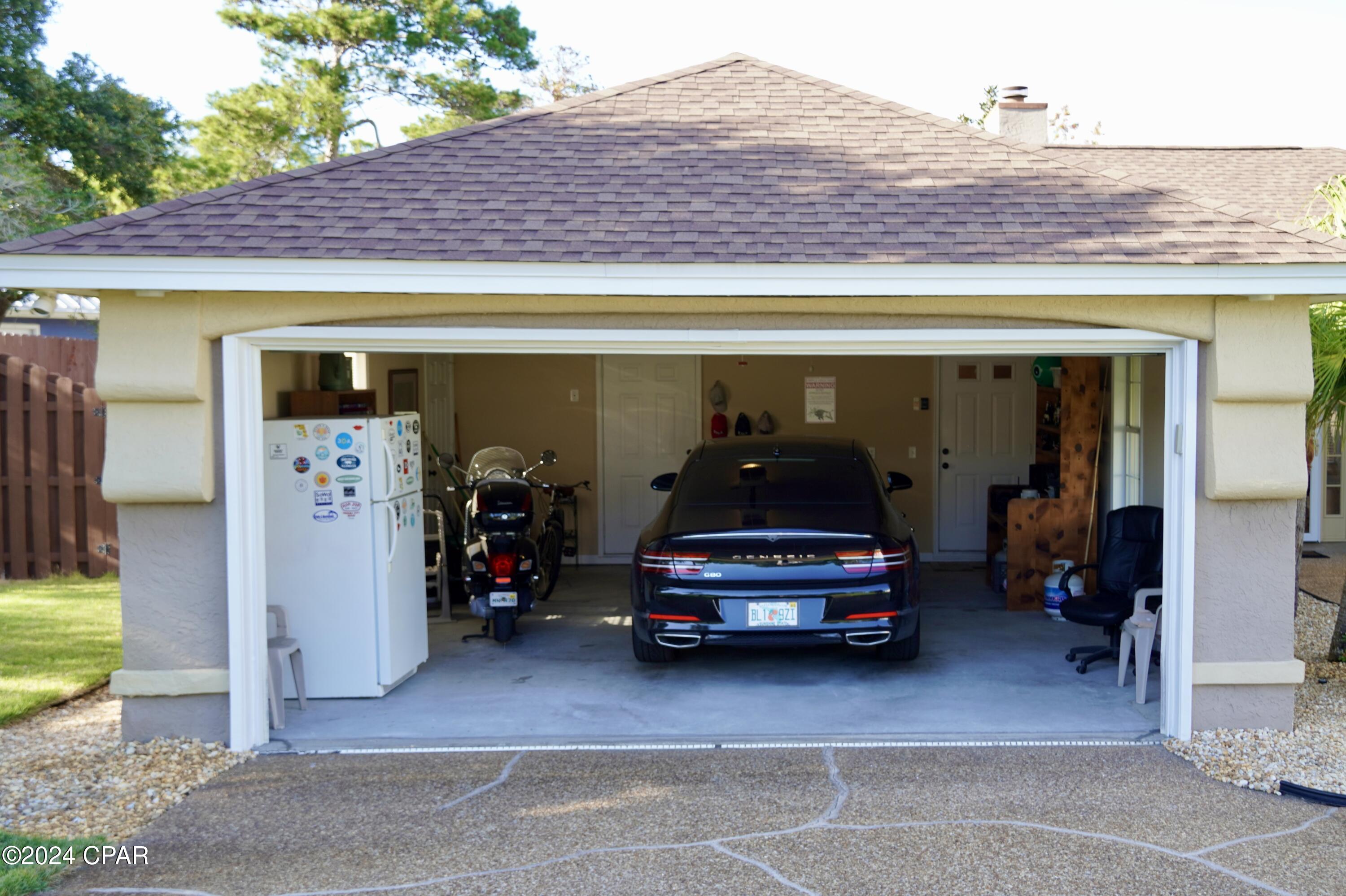 22112 Sunnyside Lane