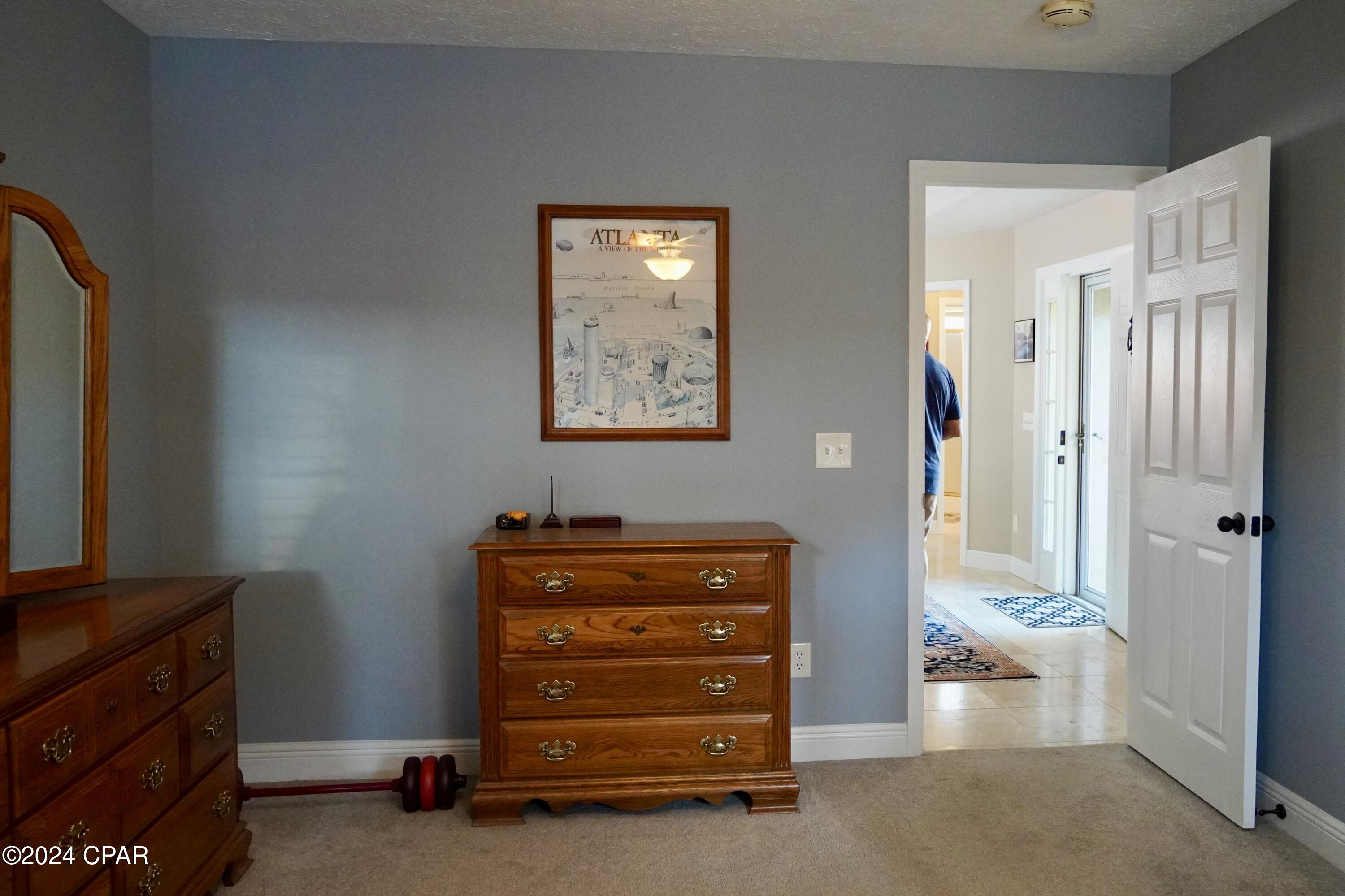 22112 Sunnyside Lane