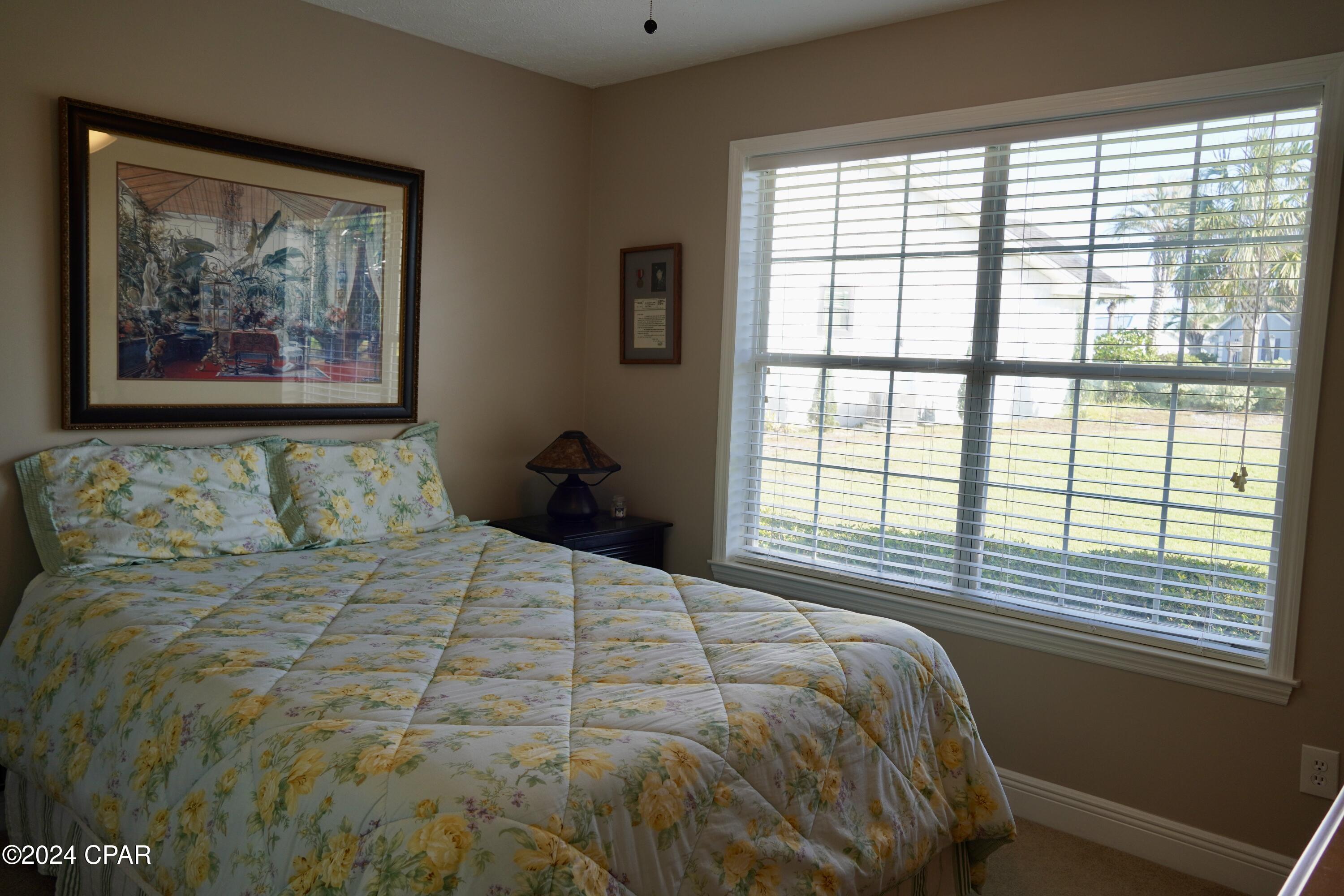 22112 Sunnyside Lane