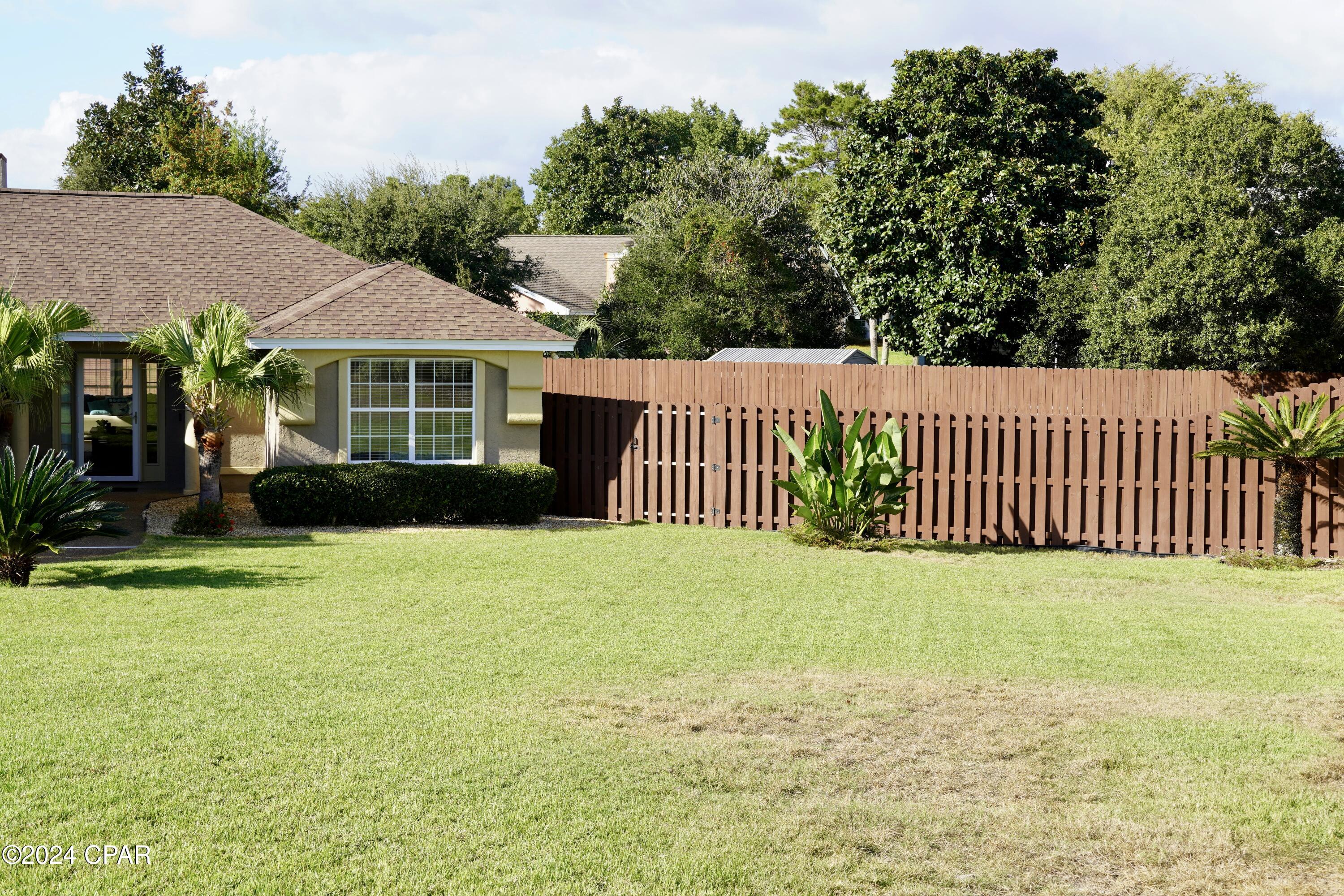 22112 Sunnyside Lane