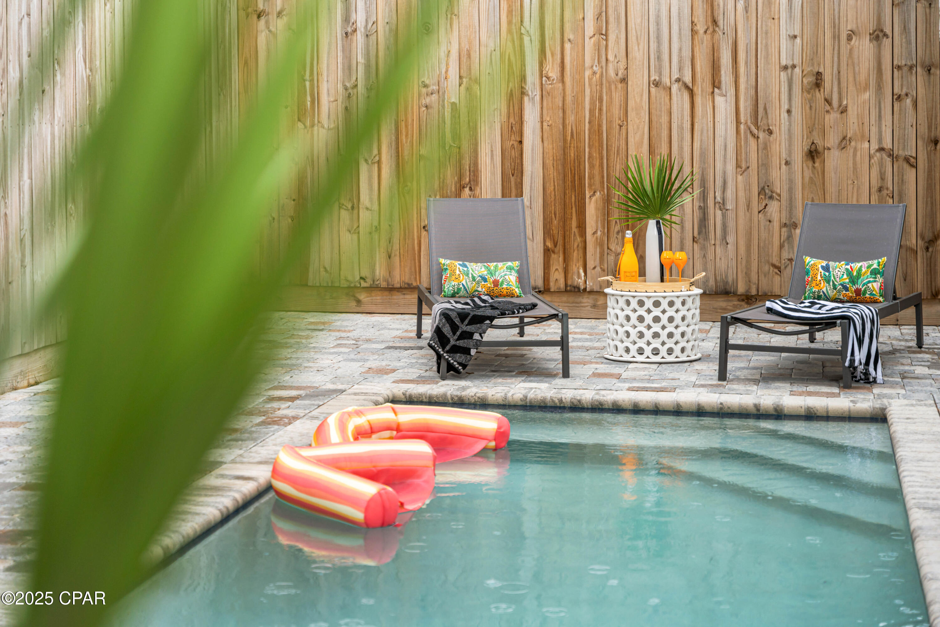 318 El Prado Place Place