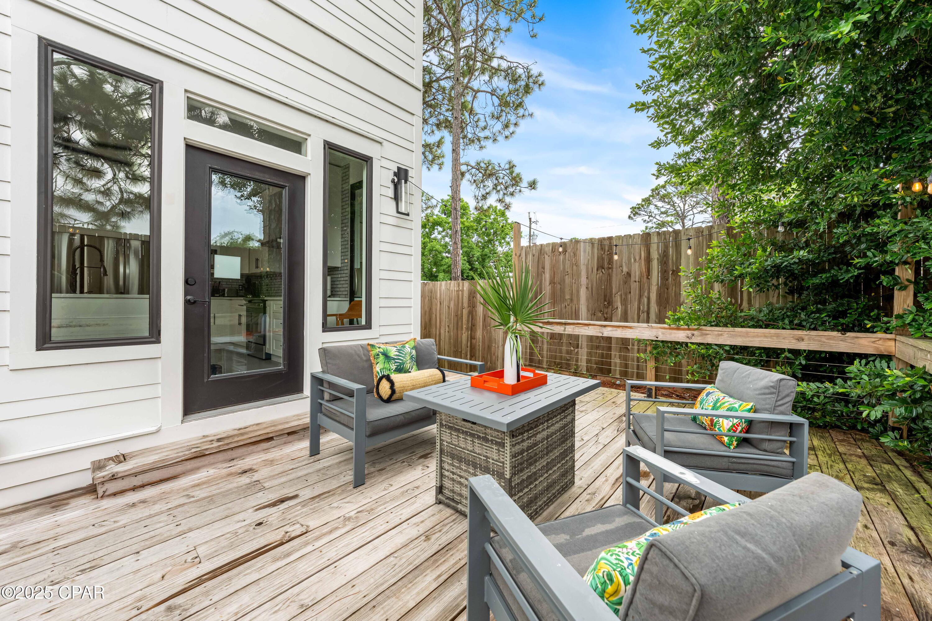 318 El Prado Place Place