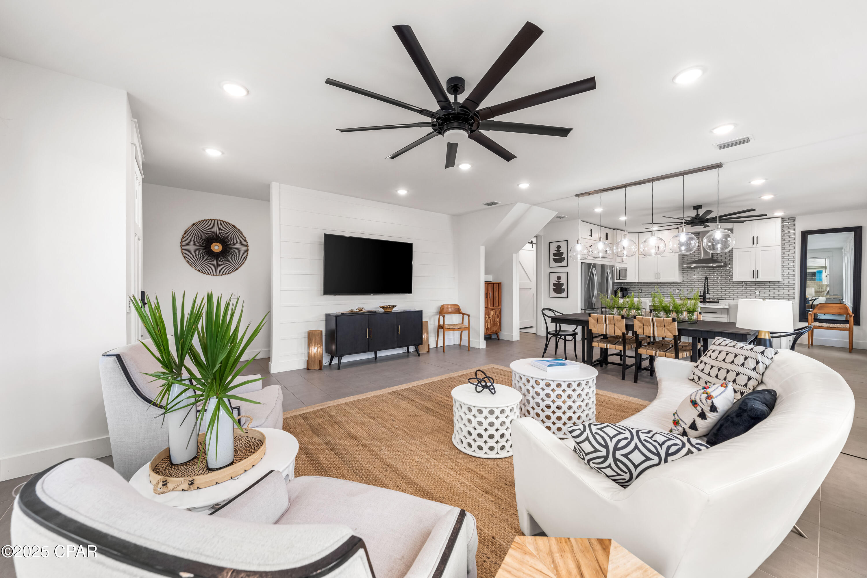 318 El Prado Place Place