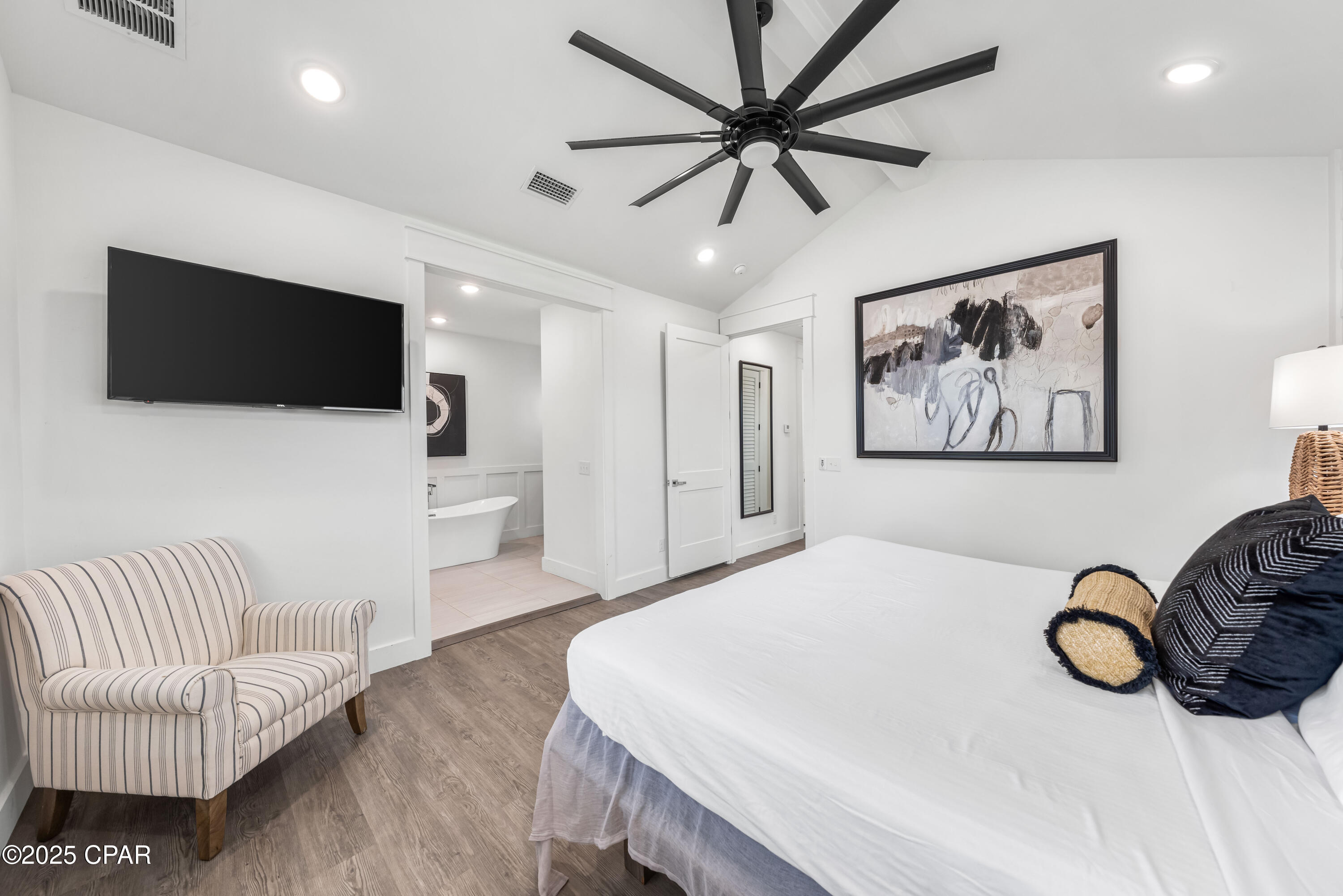 318 El Prado Place Place