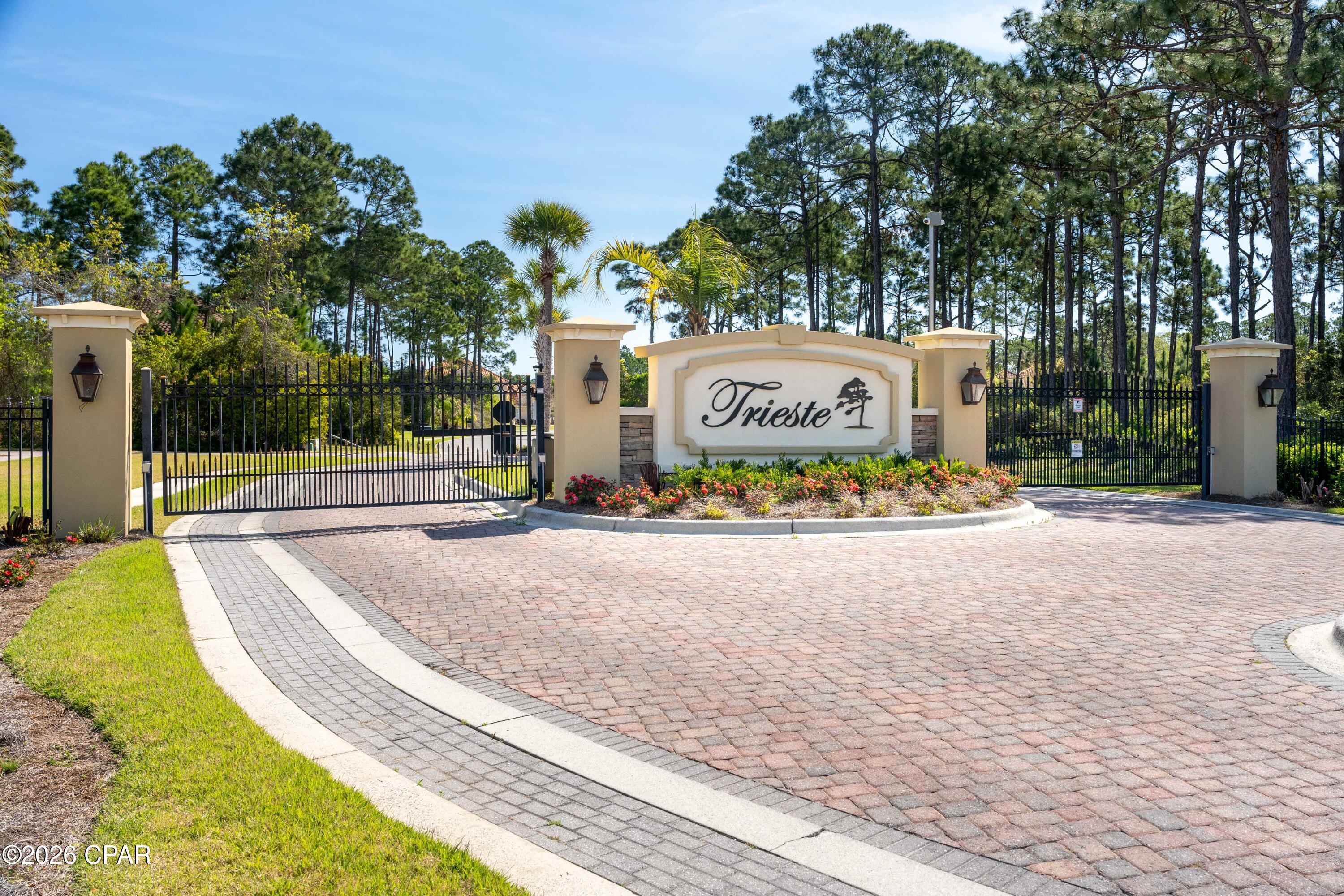 108 Trenovia Circle