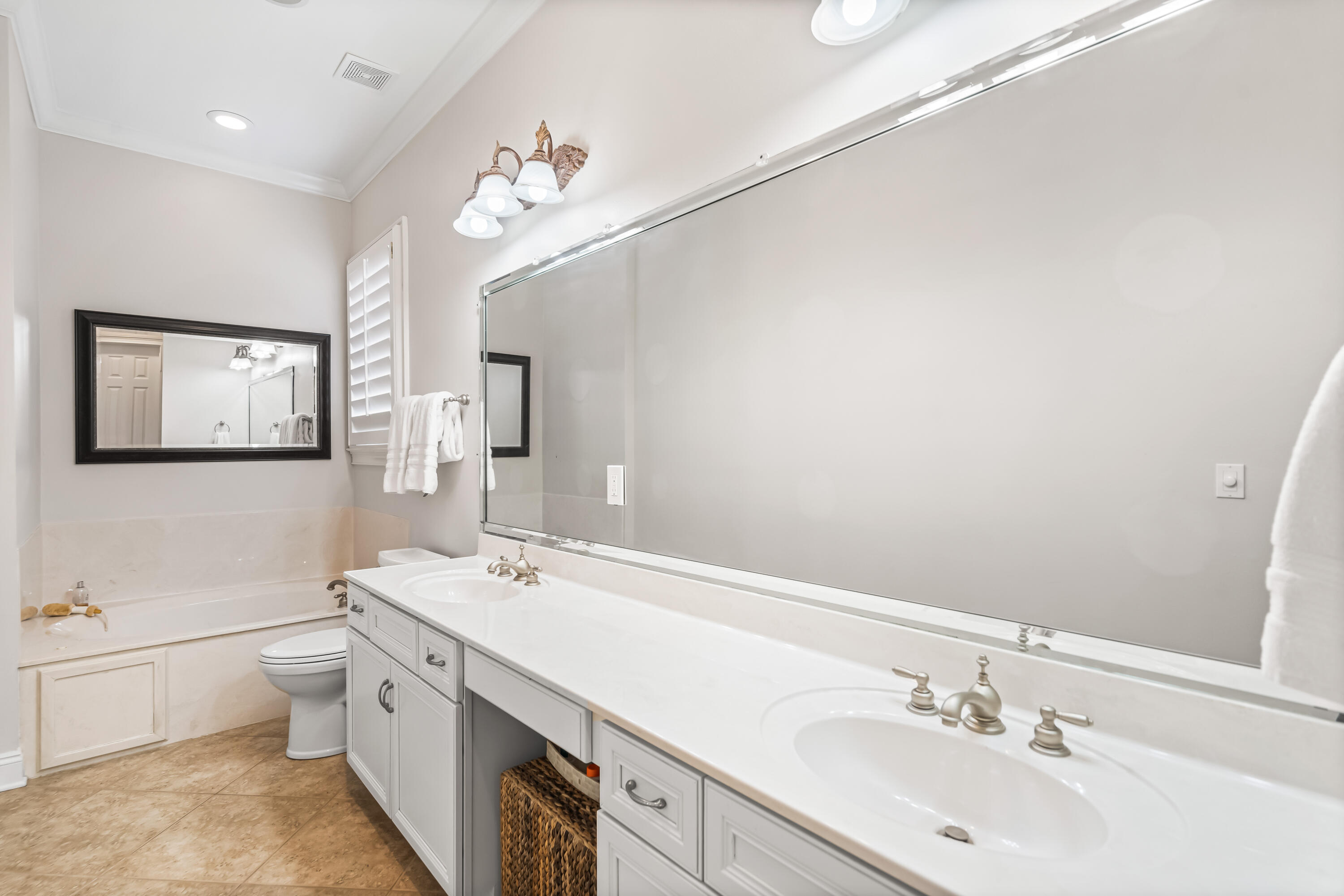 58 Blue Dolphin Loop