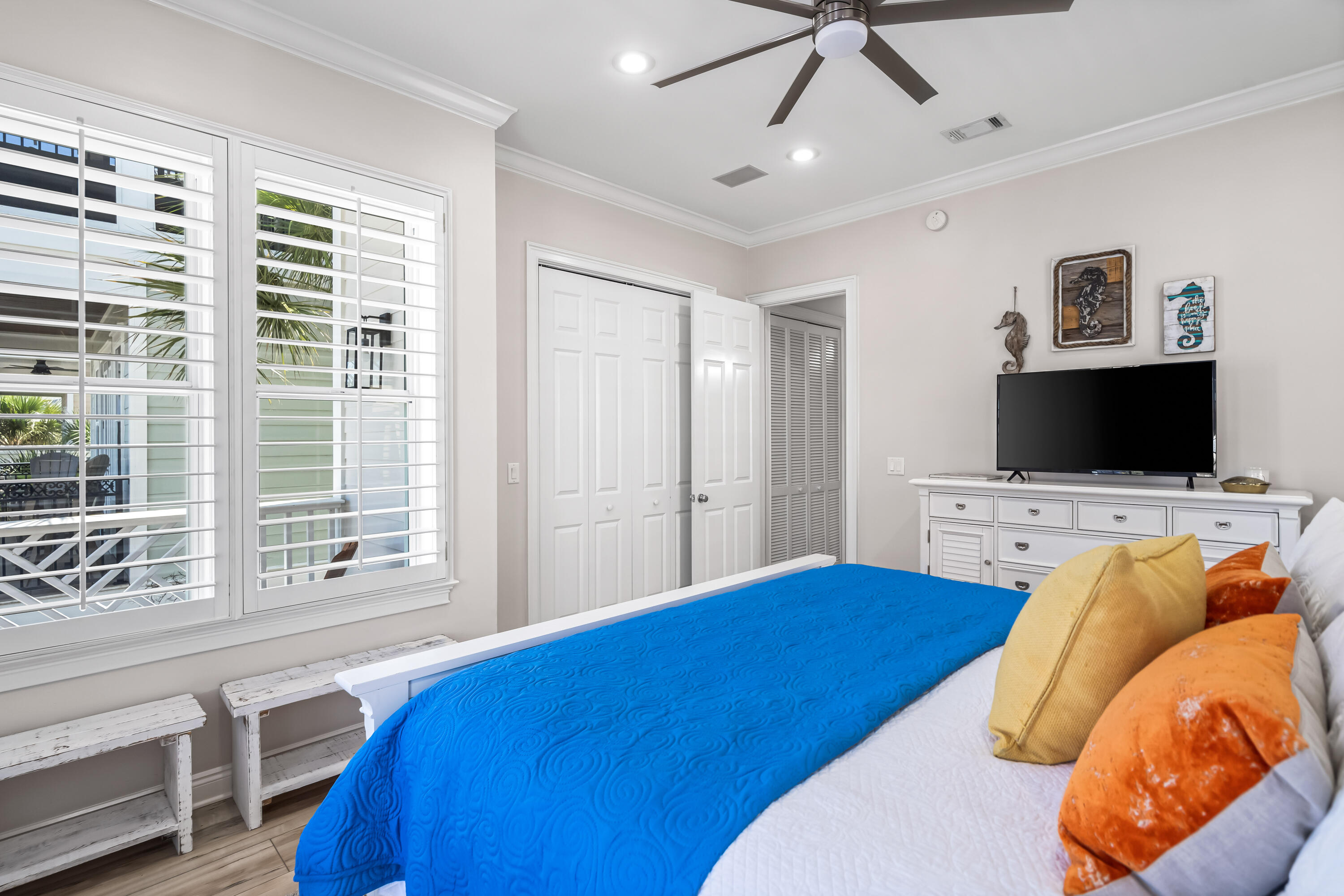 58 Blue Dolphin Loop