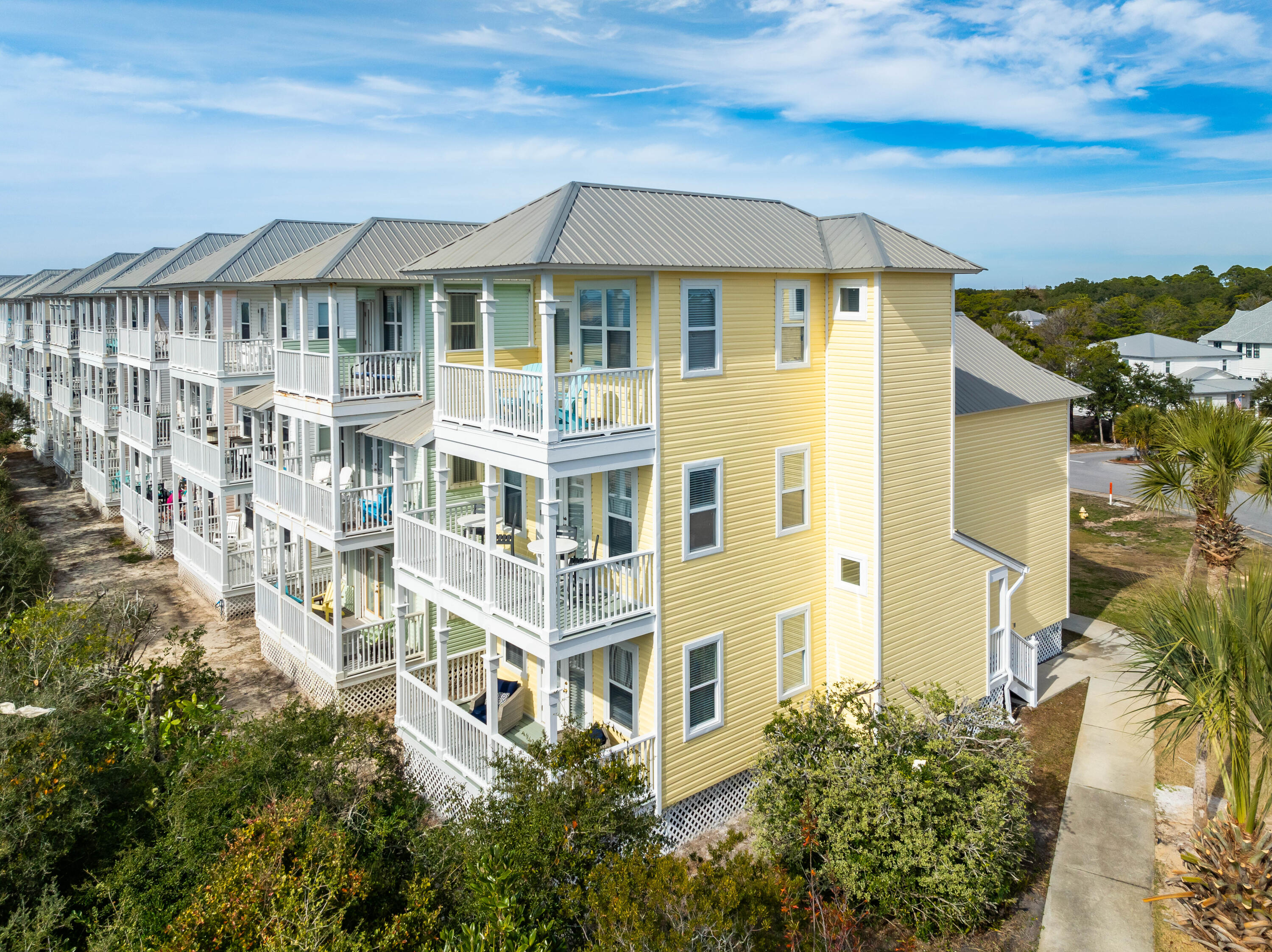 25 Seabreeze Trail