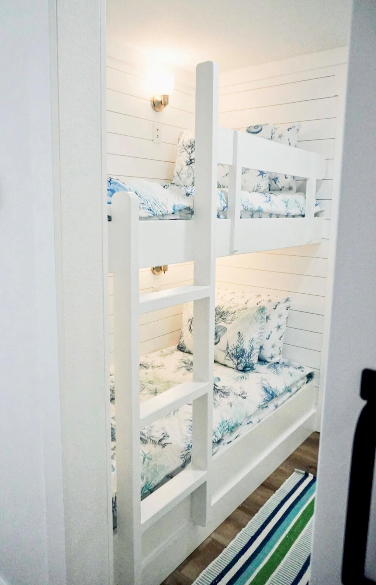 145 Spires Lane, APT 204