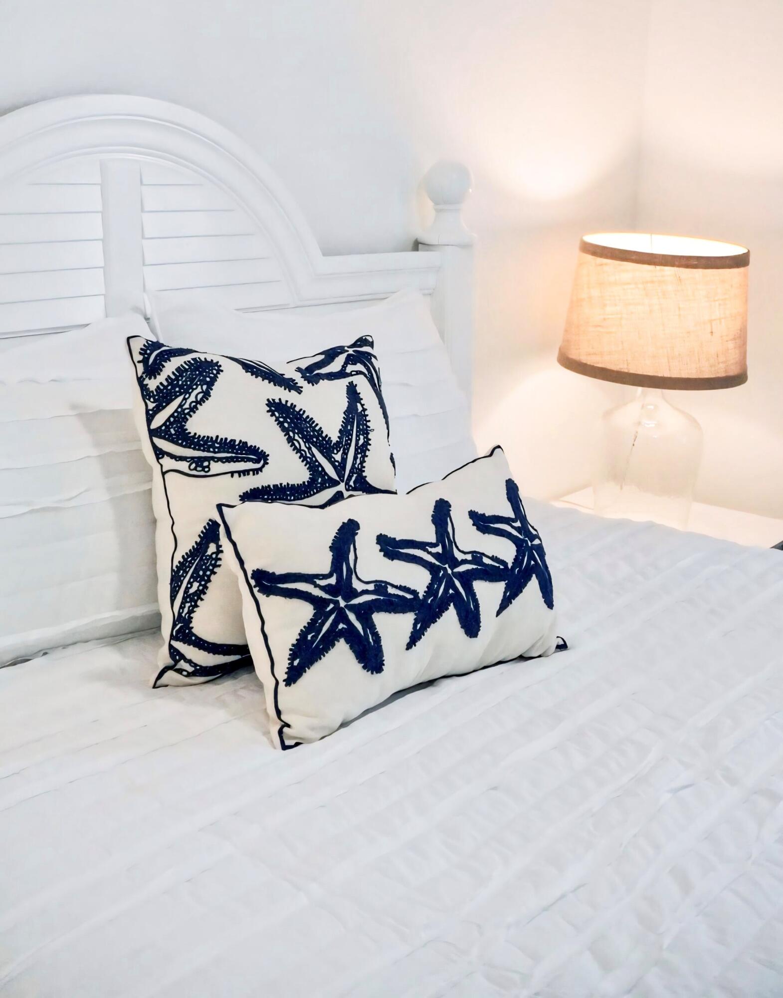 145 Spires Lane, APT 204