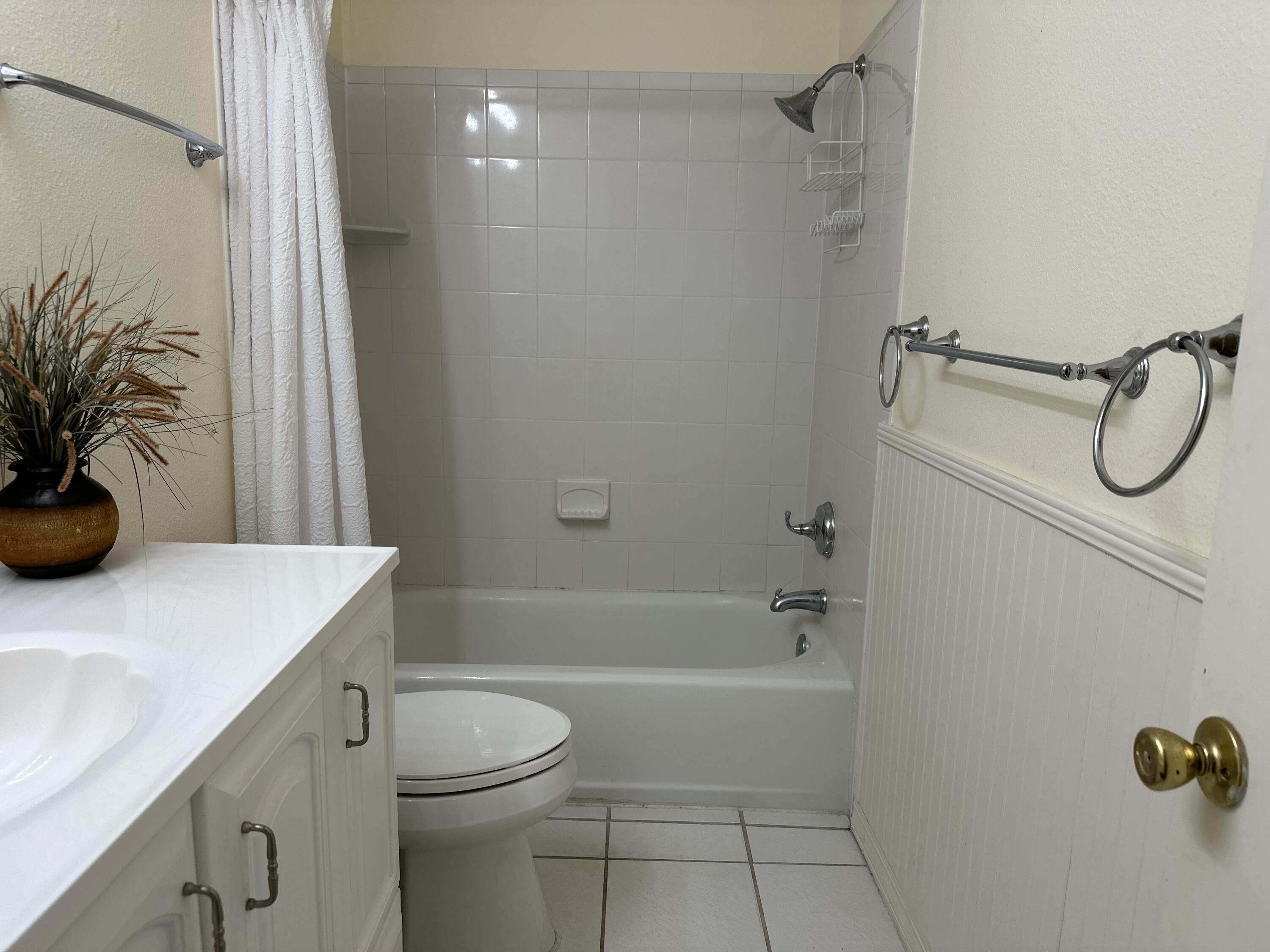 8394 E Co Highway 30A, 4-A