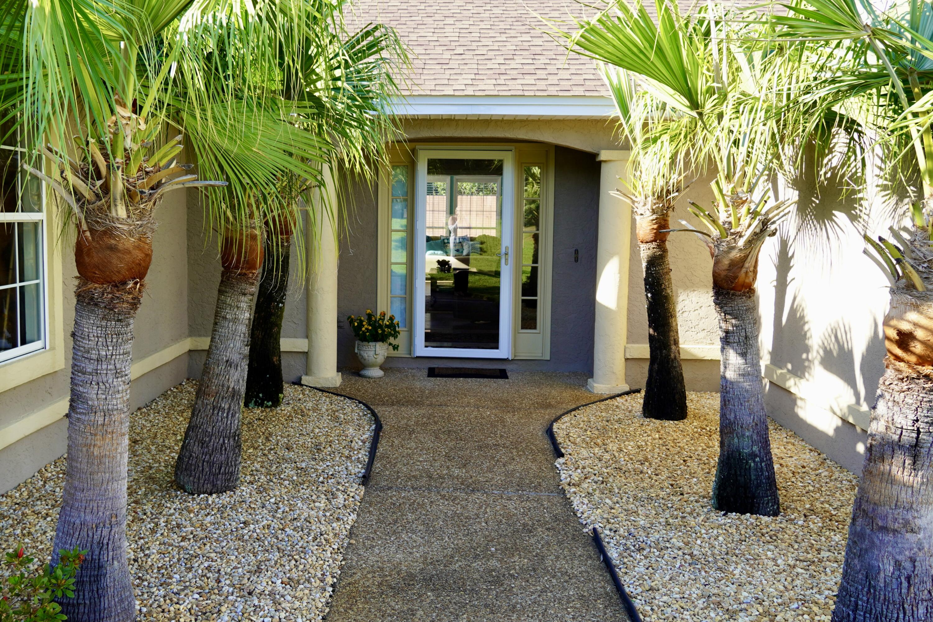 22112 Sunnyside Lane