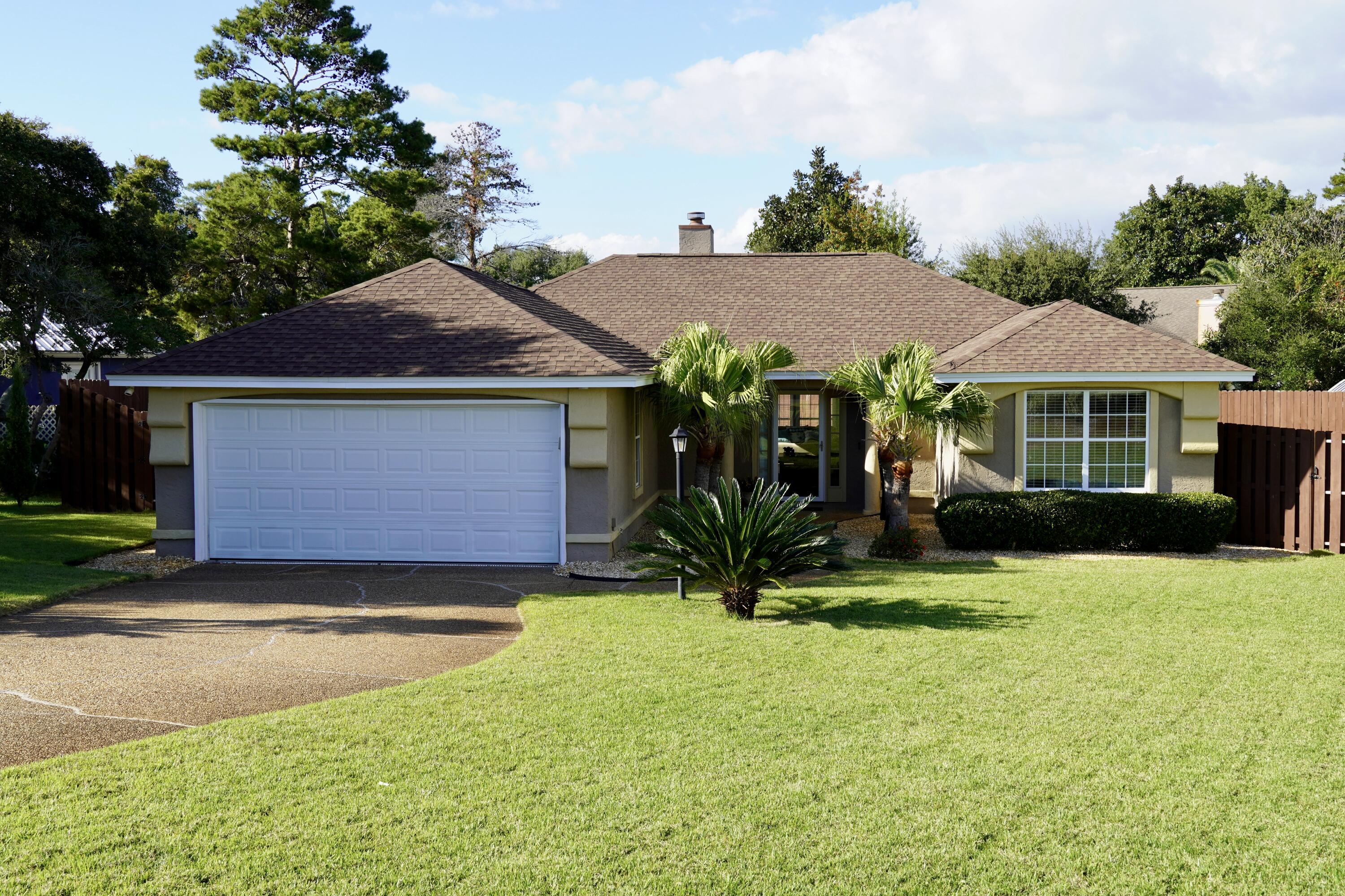 22112 Sunnyside Lane