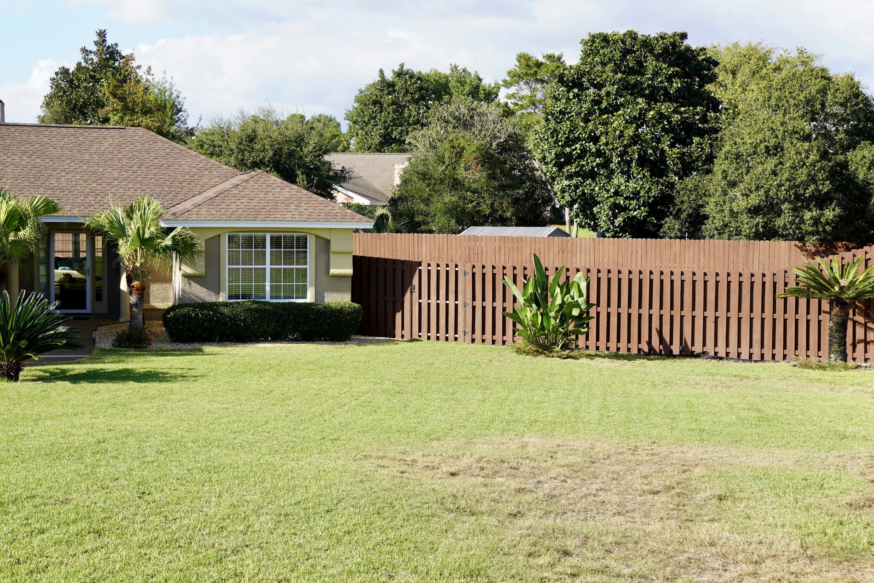 22112 Sunnyside Lane