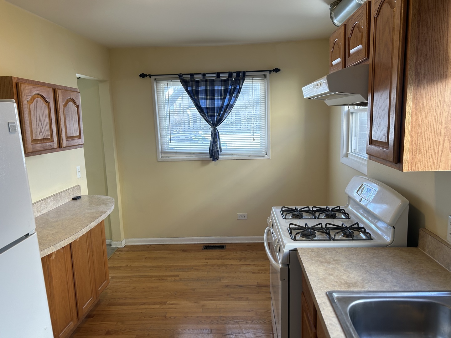 619 Phillippa Street