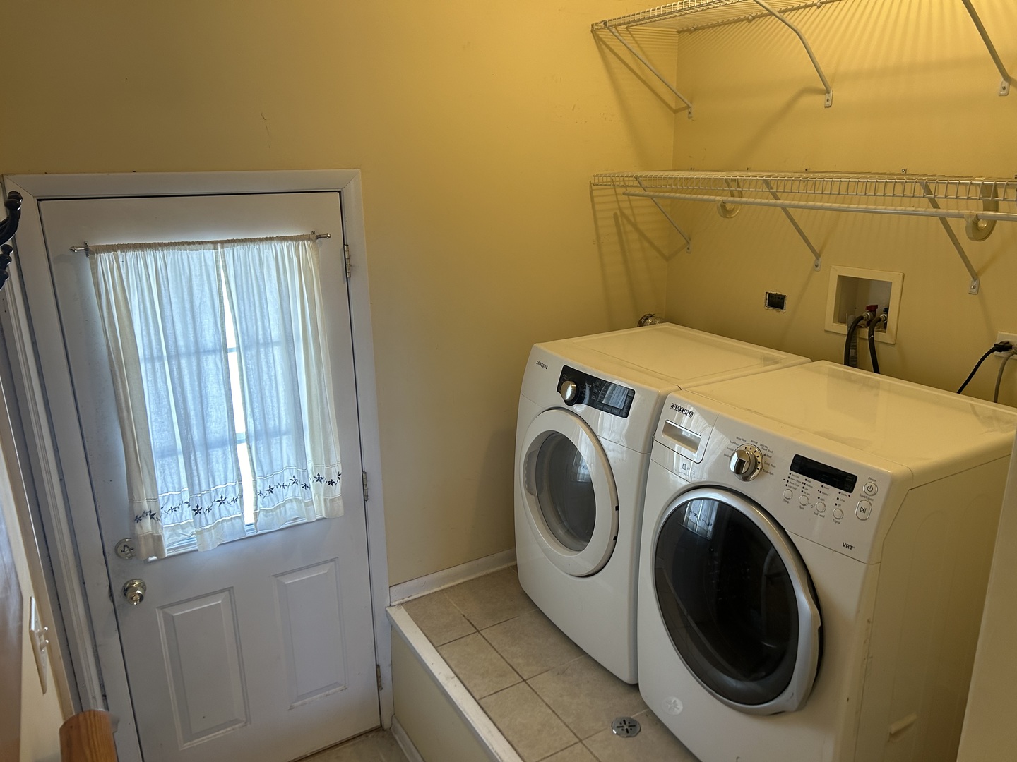 619 Phillippa Street