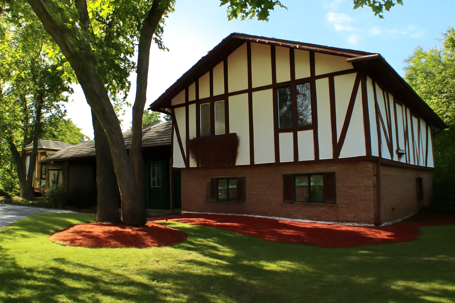 44 Kingston Drive